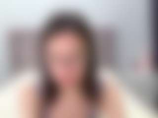 Live cam show with Akemi - Trimmed Asian on CamClone