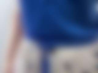Live cam show with Akemi - Thong on Hubzter Live