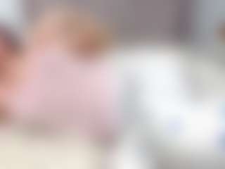 Live cam show with Akemi - Petite on livesuperchat.net