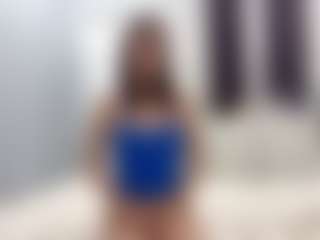 Live cam show with Akemi - Small on Dare Cams