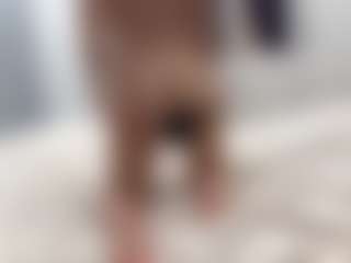 Akemi's Live Sex Cam Show