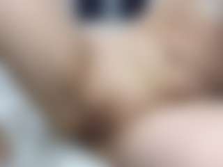 Live cam show with Akemi - Strip Asian on liverealitysex.com