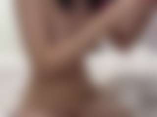 Akemi's Live Sex Cam Show