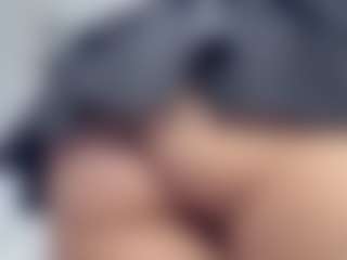 Live cam show with Akemi - Small on liverealitysex.com