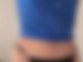 Live cam show with Akemi - Small Tits Brown Hair on dropp.cam