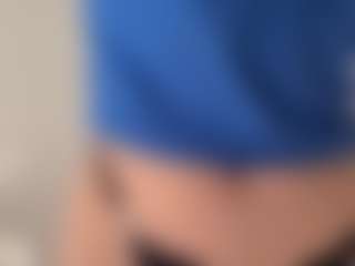 Live cam show with Akemi - Brown Eyes Asian on dropp.cam