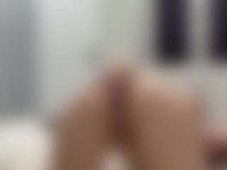 Live cam show with Akemi - Asian Big Ass on CamClone