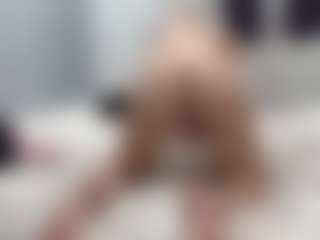 Akemi's Live Sex Cam Show