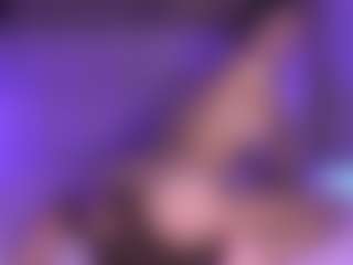 Live cam show with sara-lop - Big Nipples on TeamSkeetLive