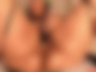 Live cam show with TEFA - Striptease on livesuperchat.net