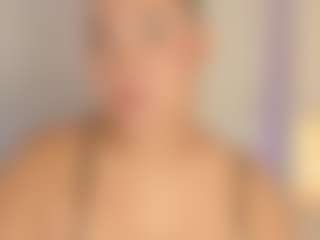 Live cam show with TEFA - Flirt MILF on Dare Cams