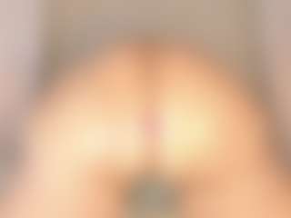 Live cam show with TEFA - Shaved Pussy on Camsoda