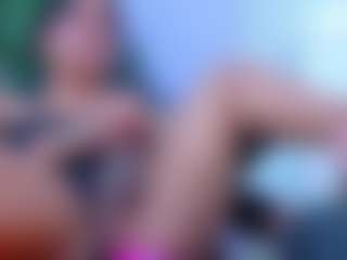 Aliisson-Cooper's Live Sex Cam Show
