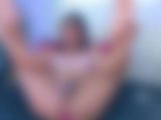 Aliisson-Cooper's Live Sex Cam Show
