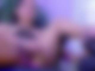 Live cam show with Aliisson-Cooper - Dirty Talk on Camming Site