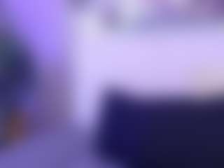 Live cam show with Aliisson-Cooper - Average on milfzrlive.com