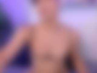 Live cam show with Aliisson-Cooper - Facial Piercings on boobsie.com