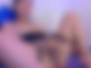 Aliisson-Cooper's Live Sex Cam Show