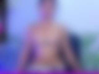 Live cam show with Aliisson-Cooper - Brown Hair on Camsoda