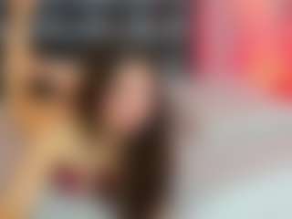 Live cam show with Isabella-T - Tittyfuck on Hubzter Live