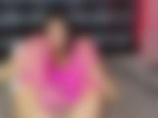 Live cam show with Isabella-T - Tittyfuck on liverealitysex.com