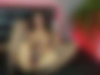 Isabella-T's Live Sex Cam Show