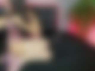 Isabella-T's Live Sex Cam Show