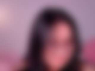 Live cam show with KellyWebster - Asian on xDating