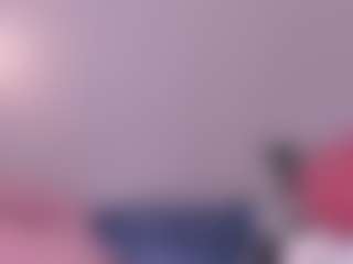 Live cam show with KellyWebster - HD on milfzrlive.com