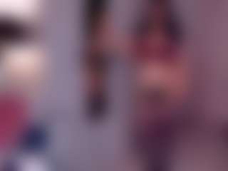 Live cam show with KellyWebster - Brown Hair on live.xbliss.ai