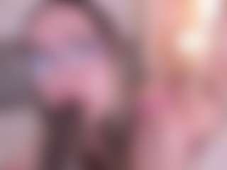 Live cam show with LaurenCarterr - Horny on chickslive.net