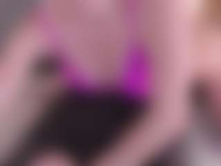 LaurenCarterr MILF webcam performer live streaming
