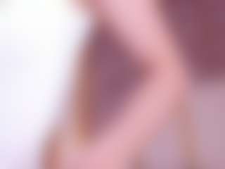 Live cam show with LaurenCarterr - Mature on TastyBlacksLive