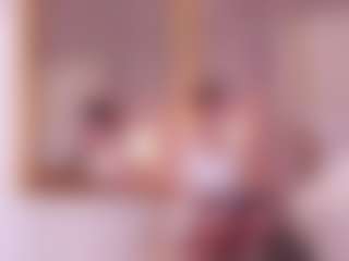 Live cam show with LaurenCarterr - Dp on milfzrlive.com