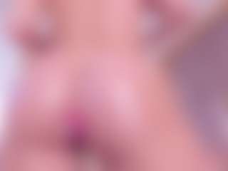 Live cam show with LaurenCarterr - Mature on Camsoda
