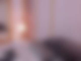 Live cam show with LaurenCarterr - MILF on CamwithHer
