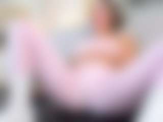 Live cam show with LaurenCarterr - MILF on Strip Flash - Live Sex Shows