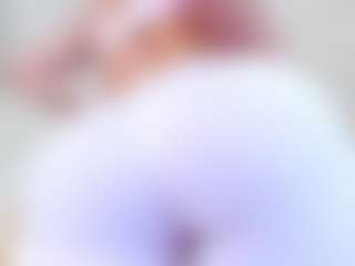 Live cam show with LaurenCarterr - Small Tits on CamClone