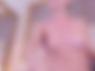 Live cam show with LaurenCarterr - Mature on Streamer API
