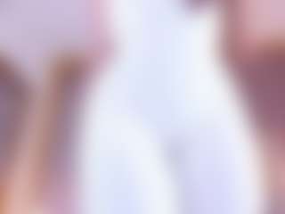 Live cam show with LaurenCarterr - Mature on Mixed Magazine Live