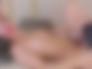 Live cam show with LaurenCarterr - Skinny MILF on Camsoda