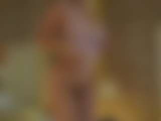 Live cam show with LaurenCarterr - Oil on Soda Cam