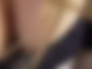 Live cam show with LaurenCarterr - Blonde Hair Amateur on Strip Flash - Live Sex Shows