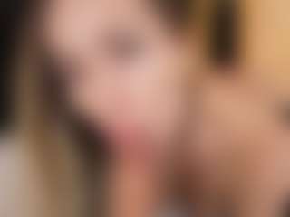 Live cam show with LaurenCarterr - Lush Mature on TeamSkeetLive