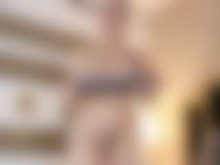 Live cam show with LaurenCarterr - Deepthroat on Camsoda