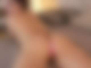 Live cam show with LaurenCarterr - Athletic Amateur on Chatstar