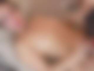 Live cam show with LaurenCarterr - Fingering on madthumbs