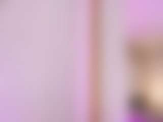 Live cam show with LaurenCarterr - Mature on hrnylive.com
