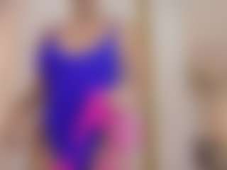Live cam show with LaurenCarterr - Dildo Or Vibrator on AdultVida.com