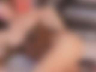 Live cam show with LaurenCarterr - Blonde Hair MILF on Camsoda